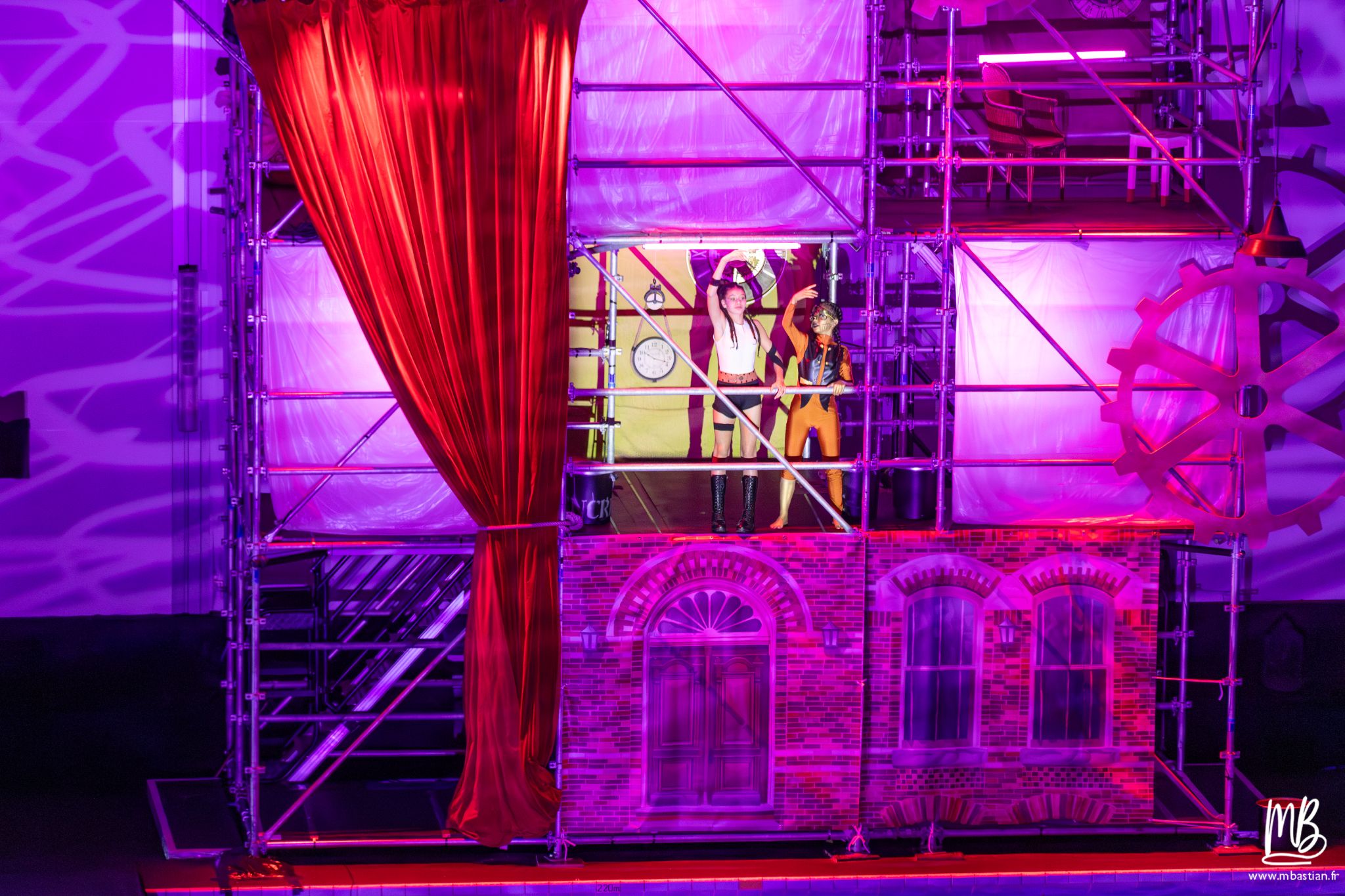 20251206 LA FABRIQUE A CONTES (BNS) MB 208